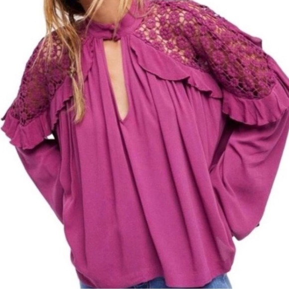 NWT Free People Little Bit Of Love pink Crochet Lace Open Shoulder Blouse Size S - Picture 9 of 10